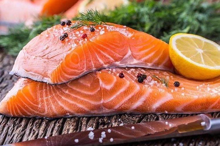Cá hồi chứa omega 3 ngăn chặn tình trạng viêm da 1