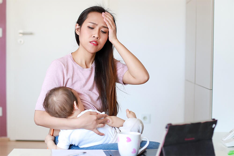 Hiện tượng bốc hỏa sau sinh là gì? 1