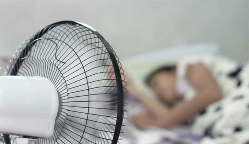 Các mẹo để đối phó với cơn bốc hỏa khi ngủ 1